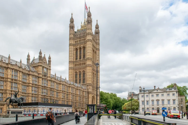 The Bloomberg Ecosystem: What the Business Is and How the Terminal Really Works